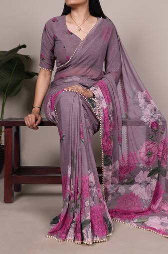 Graceful flow marble floral printed saree with delicate pearl lace