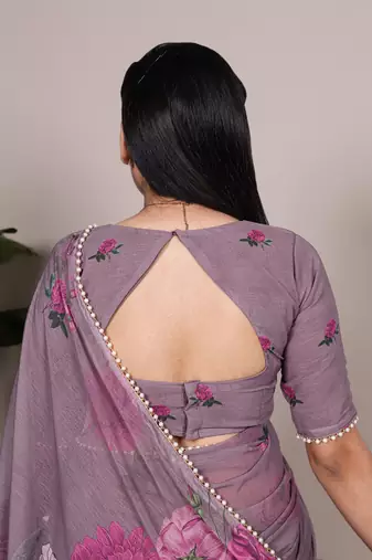 Graceful flow marble floral printed saree with delicate pearl lace