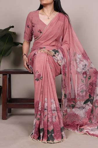 Graceful flow marble floral printed saree with delicate pearl lace
