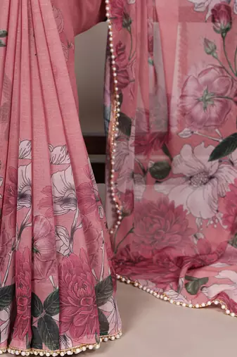 Graceful flow marble floral printed saree with delicate pearl lace