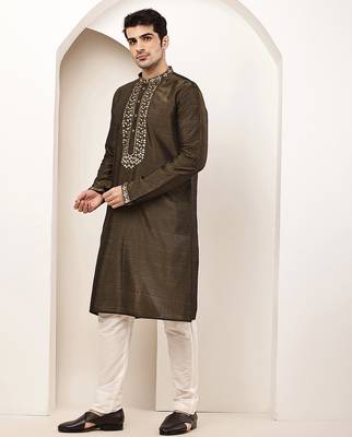 Men’s straight moss green viscose silk zari-work kurta 3