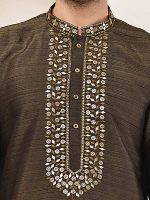 Men’s straight moss green viscose silk zari-work kurta 5