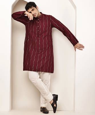 Men’s onyx maroon textured threadwork kurta 4