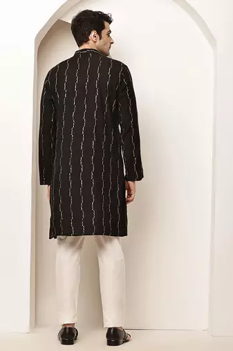 Men’s onyx black textured threadwork kurta