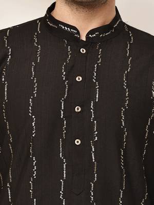 Men’s onyx black textured threadwork kurta 5