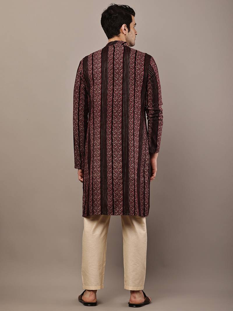 Men’s maroon textured ethnic print kurta