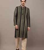 Men’s bottle green textured threadwork kurta