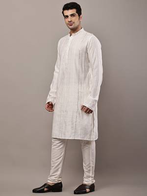 Men’s white textured embroidered kurta 2