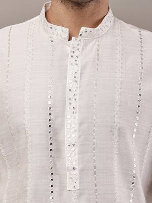 Men’s white textured embroidered kurta 5