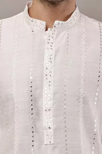 Men’s white textured embroidered kurta