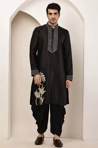 Men’s black embroidered kurta with contrast threadwork & decorative motif