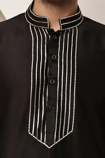 Men’s black embroidered kurta with contrast threadwork & decorative motif