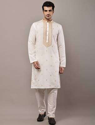 Men’s  off-white embroidered kurta set 1