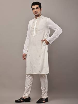 Men’s cream embroidered kurta 2