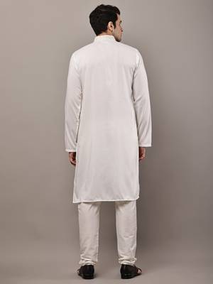 Men’s cream embroidered kurta 4