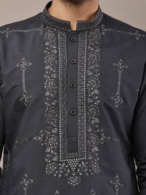 Men’s dark grey embroidered kurta 5
