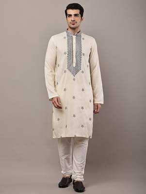 Men’s  cream embroidered kurta set 1