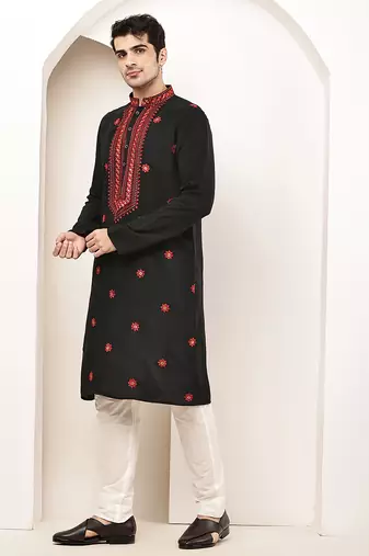 Men’s  black embroidered kurta set
