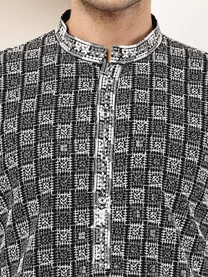 Men’s  black & white embroidered kurta set 5