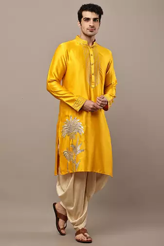 Men’s yellow embroidered kurta with contrast threadwork & decorative motif