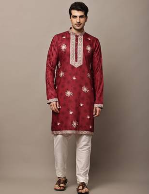Men’s  women’s ethnic kurta – maroon floral printed kurta with embroidered neck panel 1
