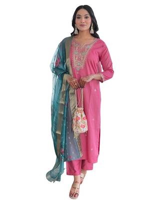 Gajri silk blend suit 2