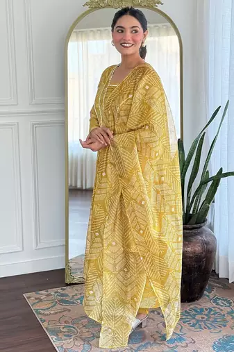 Yellow printed suit set