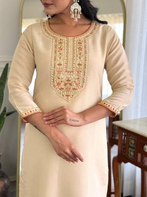 Beige silk-blend suit with floral dupatta 3