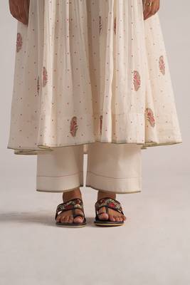 Antique white mul mul co-ord set 4