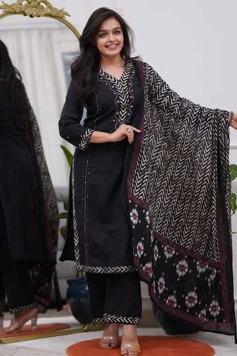 Straight cotton printed embroiderd kurta pant and dupatta set