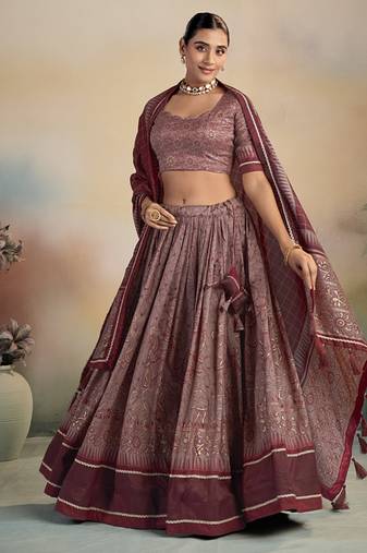 Classic Elegance Kalamkari Print Lehenga with Grand Lace Detailing