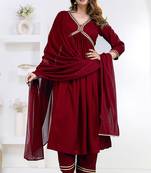 Maroon lace solid rayon stitched v-neck flared pant suit set