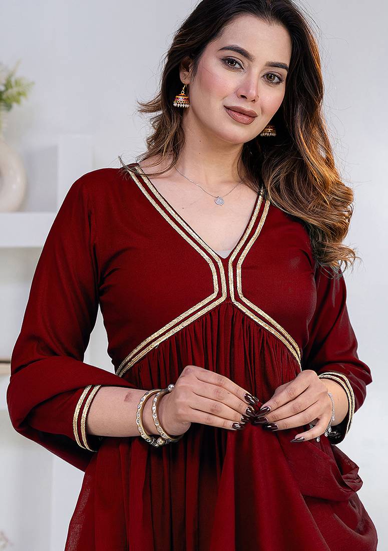 Maroon lace solid rayon stitched v-neck flared pant suit set