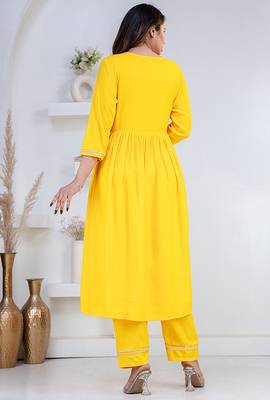 Yellow lace solid rayon stitched v-neck flared pant suit set 2