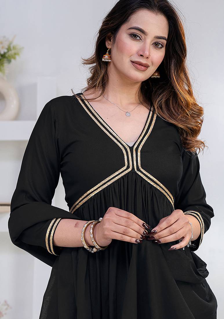 Black lace solid rayon stitched v-neck flared pant suit set