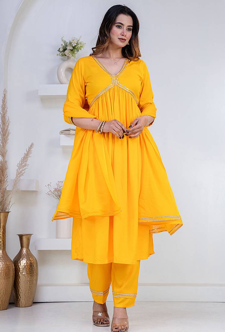 Mustard lace solid rayon stitched v-neck flared pant suit set