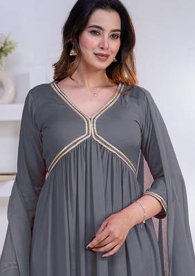 Grey lace solid rayon stitched v-neck flared pant suit set 4