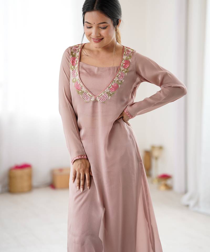 Dusty rose floral embroidered v-neck kurta pant set