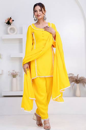 Yellow lace button solid rayon stitched a-line pant suit set