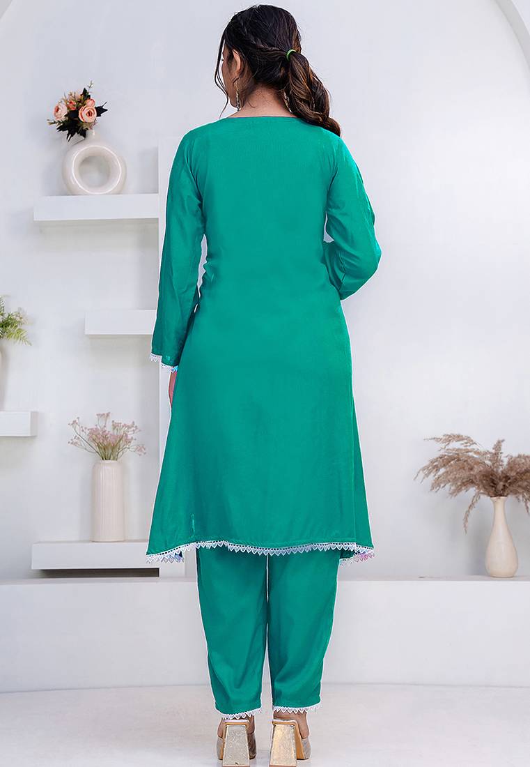 Green lace button solid rayon stitched a-line pant suit set
