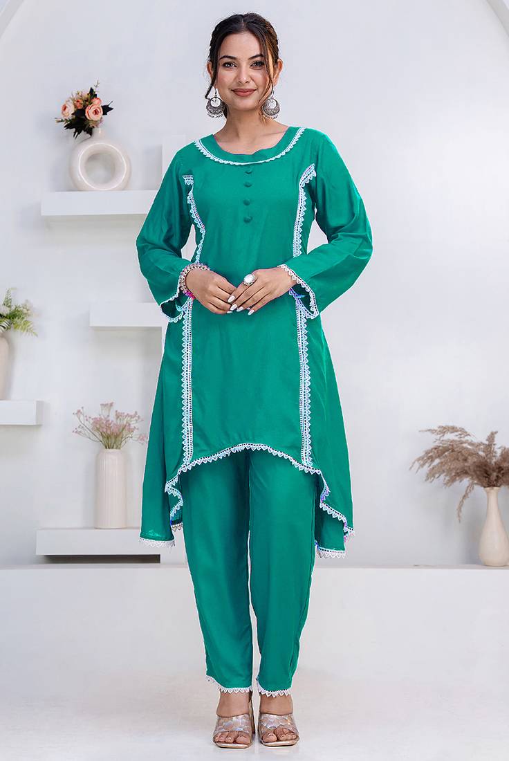 Green lace button solid rayon stitched a-line pant suit set