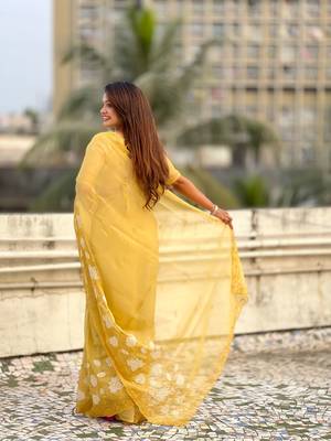 floral embroidered pure chanda kora art silk festive wear saree with unstitched blouse 5