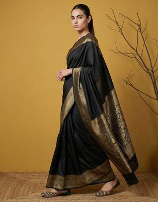 zari woven design art silk traditional wear saree with unstitched blouse 5
