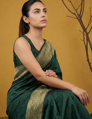 zari woven design art silk traditional wear saree with unstitched blouse 2