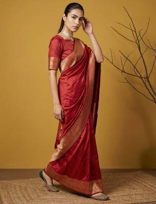 zari woven design art silk traditional wear saree with unstitched blouse 3
