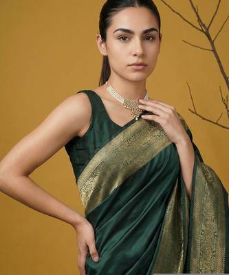zari woven design art silk traditional wear saree with unstitched blouse 4