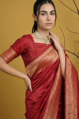 zari woven design art silk traditional wear saree with unstitched blouse