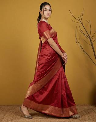 zari woven design art silk traditional wear saree with unstitched blouse 5