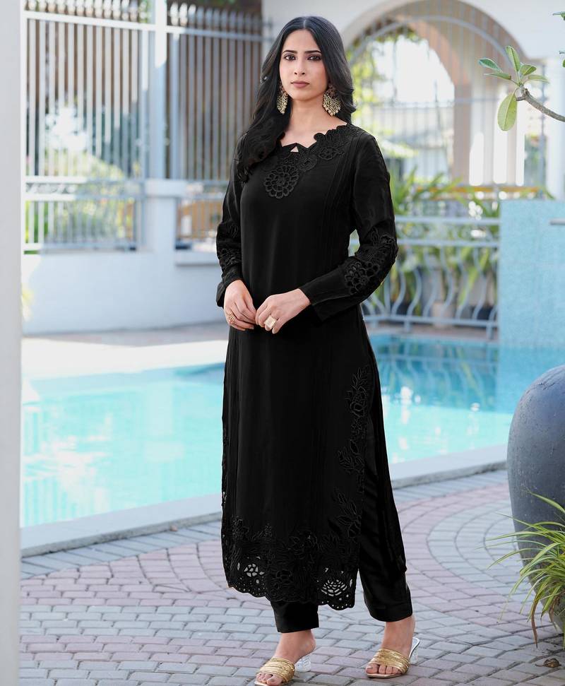 Black embroidered art silk straight cut kurta
