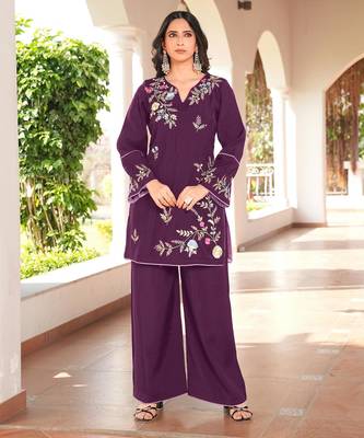 Magenta embroidered art silk straight cut kurta culottes set 1